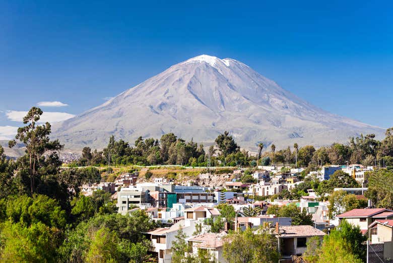 Vue sur le volcan Misti depuis Arequipa