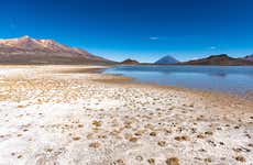 Excursión a las lagunas de Salinas y Yanaorco + Baños termales de Lojen