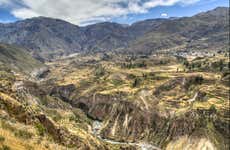 Tour de 2 días por el Valle del Colca y la Cruz del Cóndor
