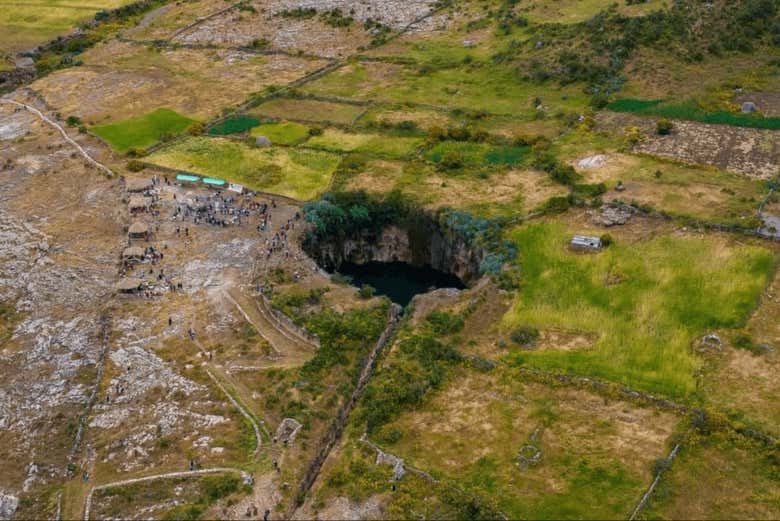 Un impresionante agujero de al menos 50 metro de diámetro