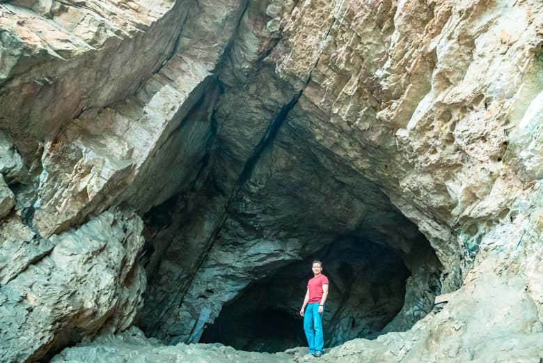 Cuevas de Callacpuma