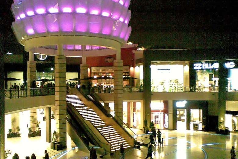 Interior of Jockey Plaza