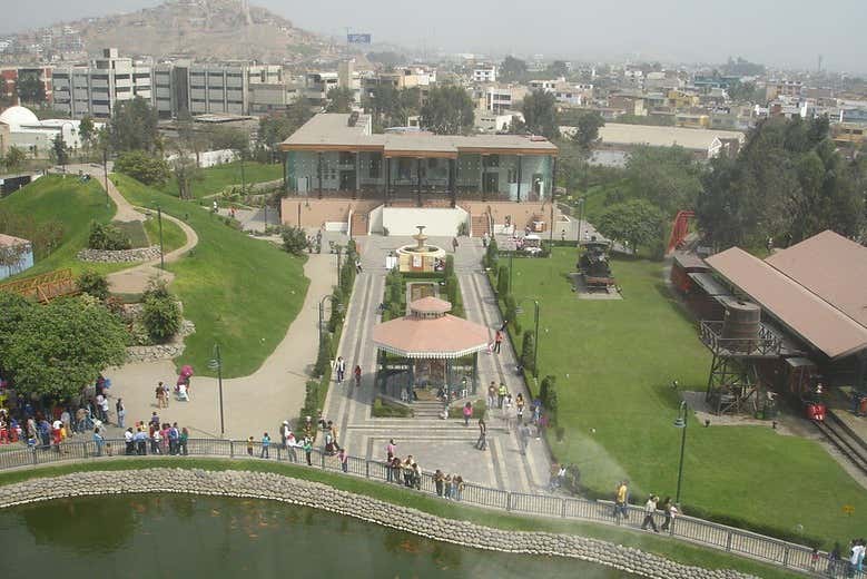Green areas in Santiago de Surco