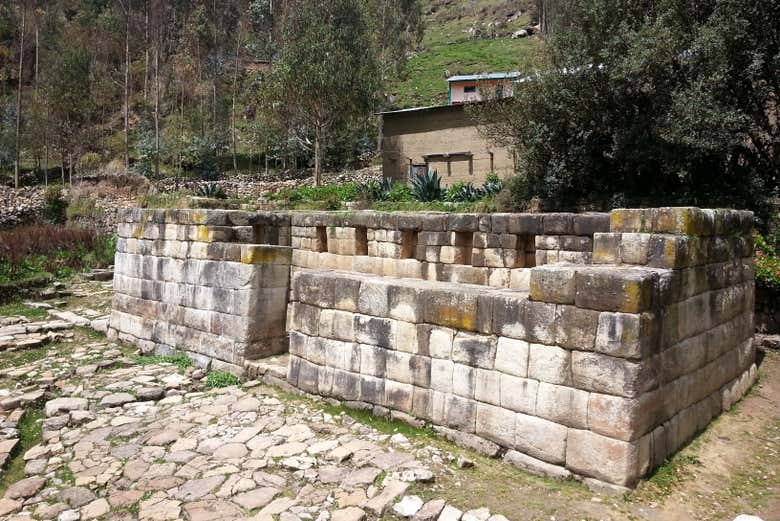 Incawasi em Huarautambo