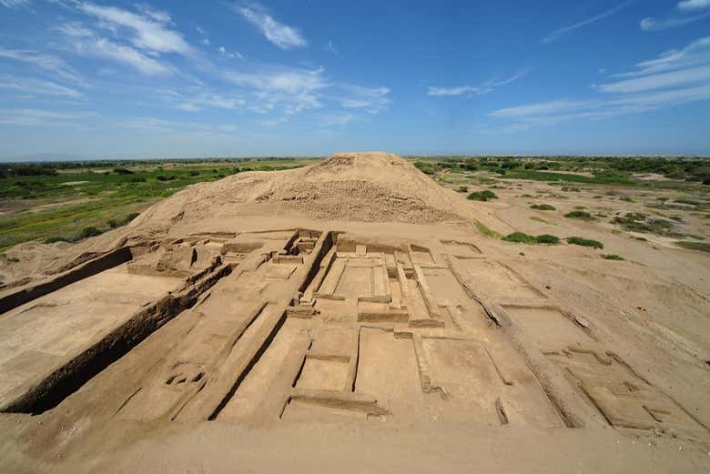 Bird's eye view of Huaca Chotuna