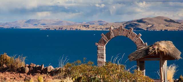 Lake Titicaca Day Trip by Sleeper Bus