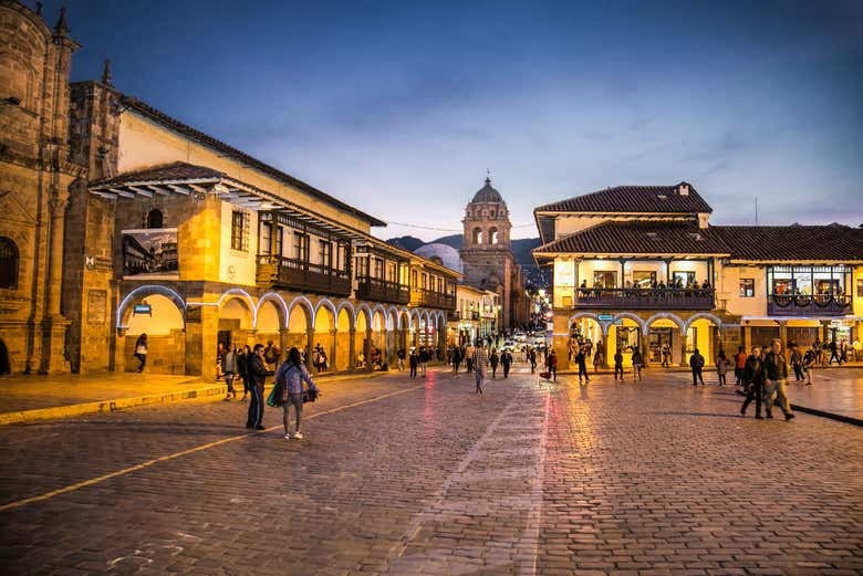 Cai a noite em Cusco