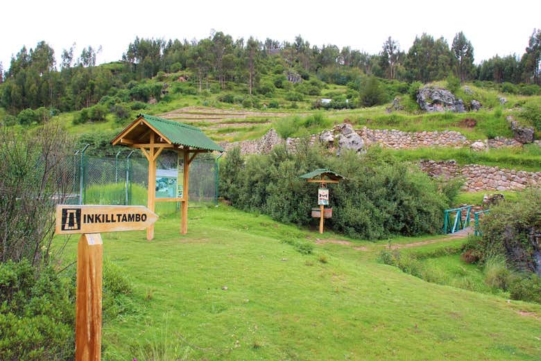 Caminhada por Inkilltambo