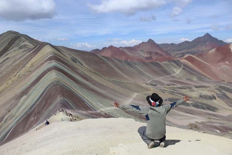 Contemplando la Montagna Arcobaleno