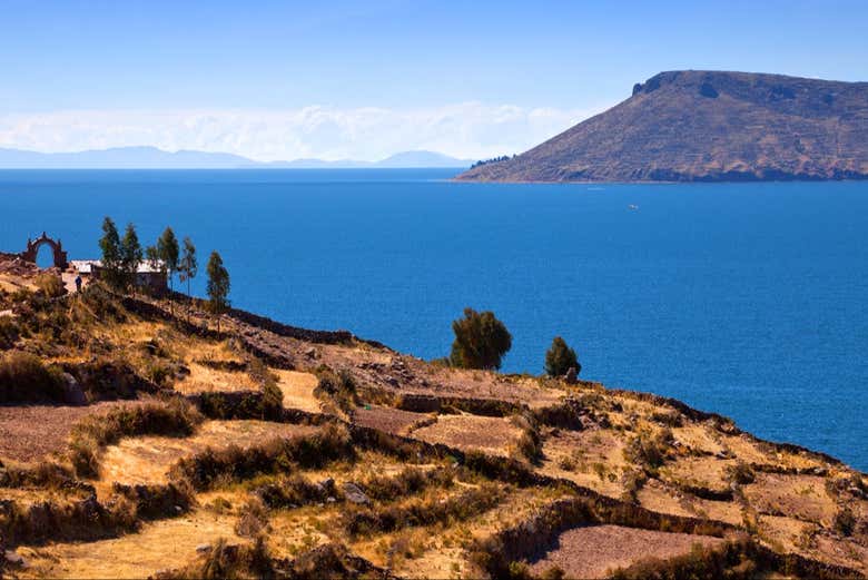 Visit different islands