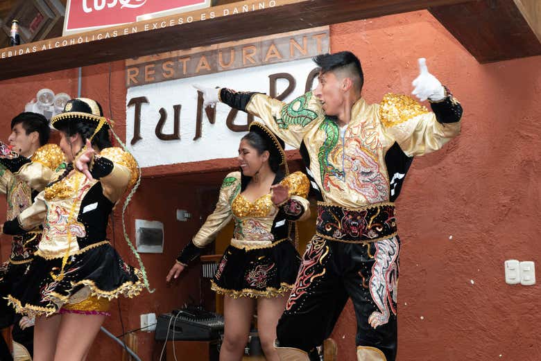 Vous apprécierez le folklore typique des Andes péruviennes.