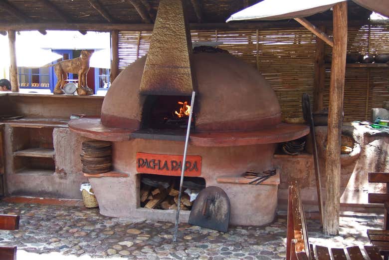 Wood-fired oven at Pachapapa