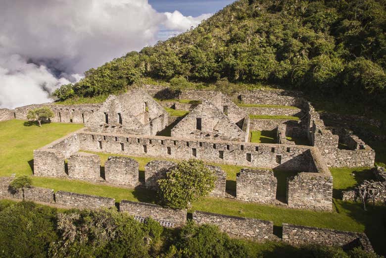 Panorâmica do assentamento pré-colombiano de Choquequirao
