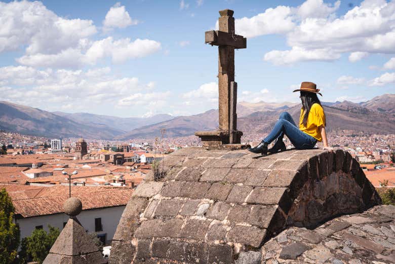 Posando nos lugares mais bonitos de Cusco