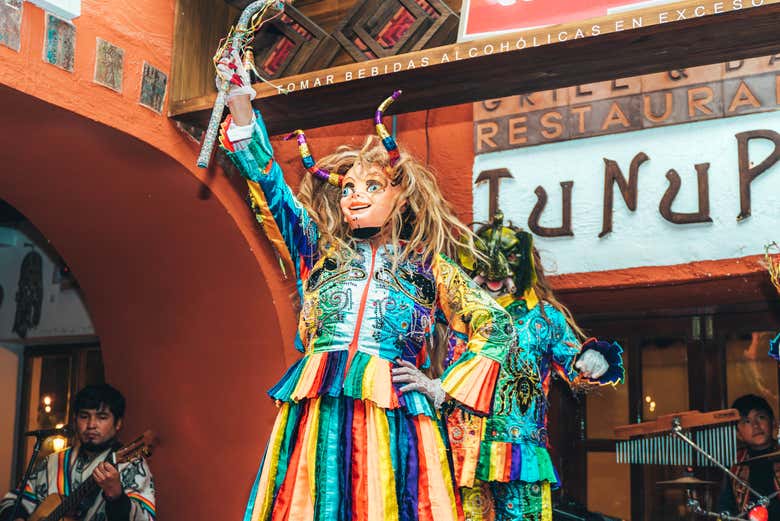 Spectacle folklorique à Cusco