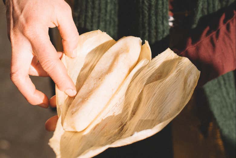 Have traditional street food from Cusco