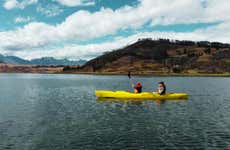 Kayak en la laguna de Huaypo