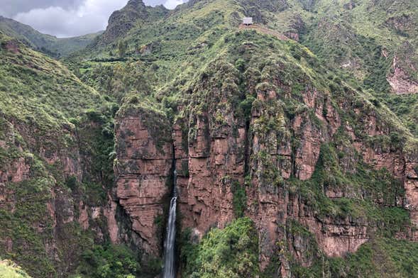 Senderismo hasta la catarata Perolniyoc