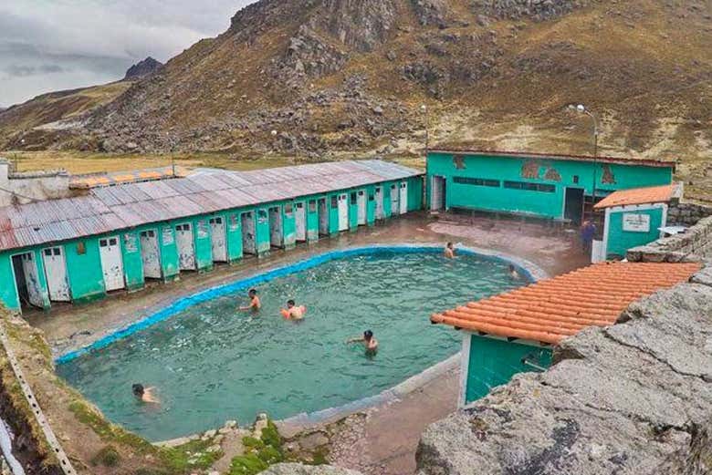 Águas termais de Gosphi