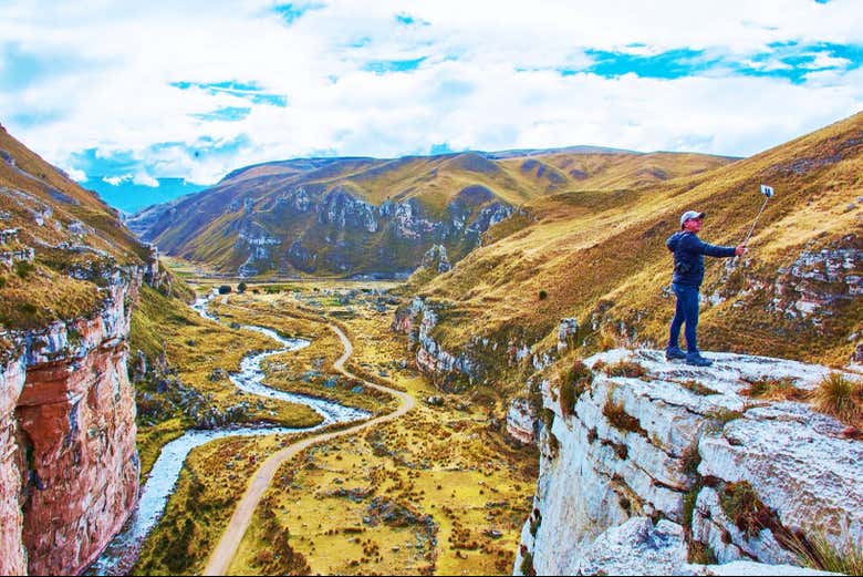Visit the impressive Shujto Canyon