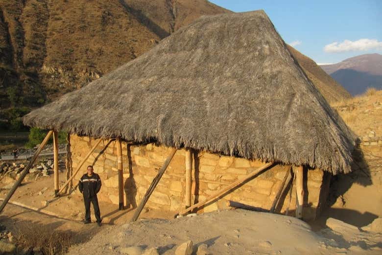 Templo de las Manos Cruzadas