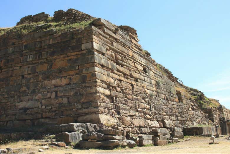 Gain insights into a pre-Inca culture