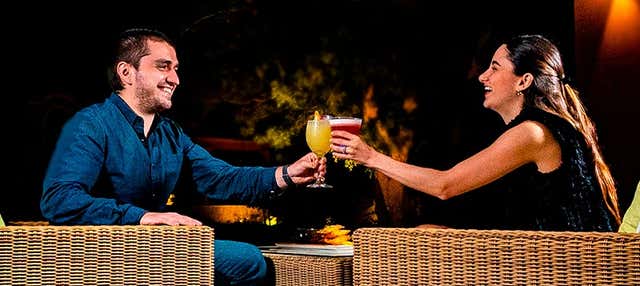 Cena con espectáculo folclórico y cata de piscos en La Caravedo