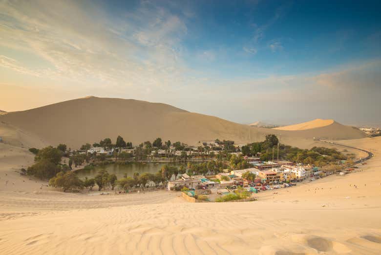 Vue panoramique de Huacachina