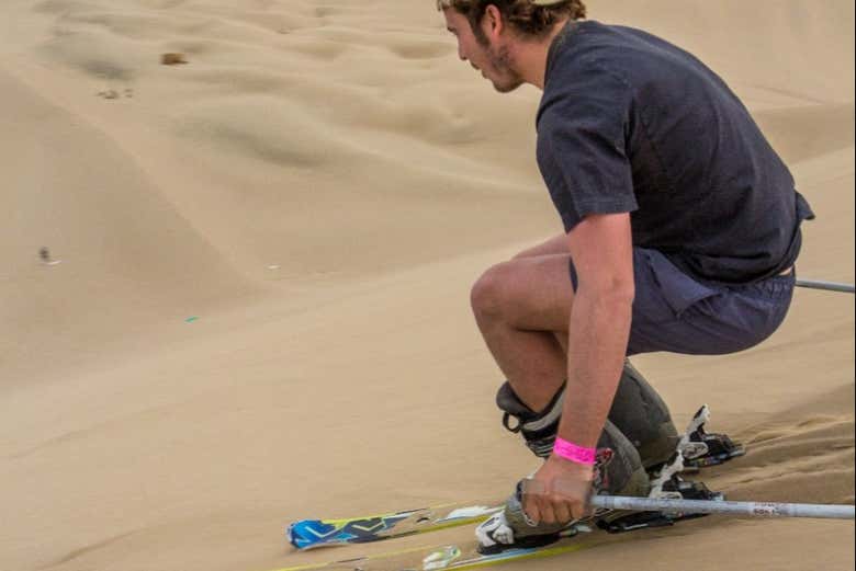 Faites du ski sur sable