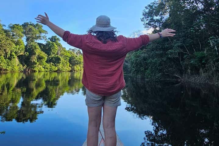 ¡Listos para navegar por el río Amazonas!