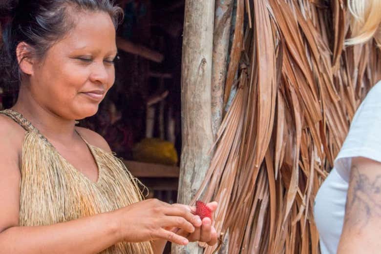 Dive into the culture of the the Kukama Village