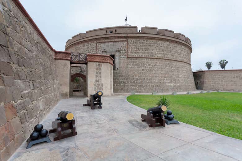 Canons in the Fortress