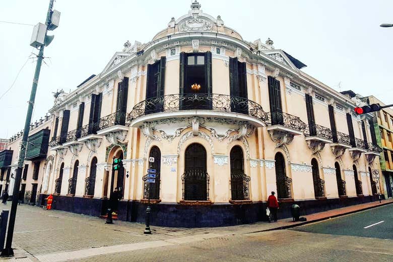 Casa Fernandini
