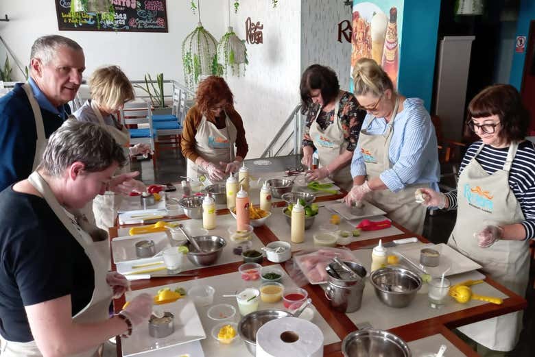 Durante el taller de cocina