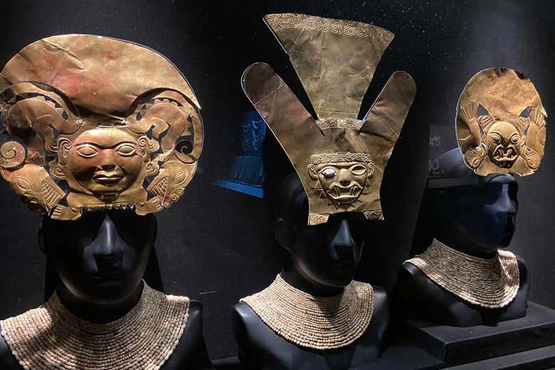Admire stunning pre-Colombian pieces