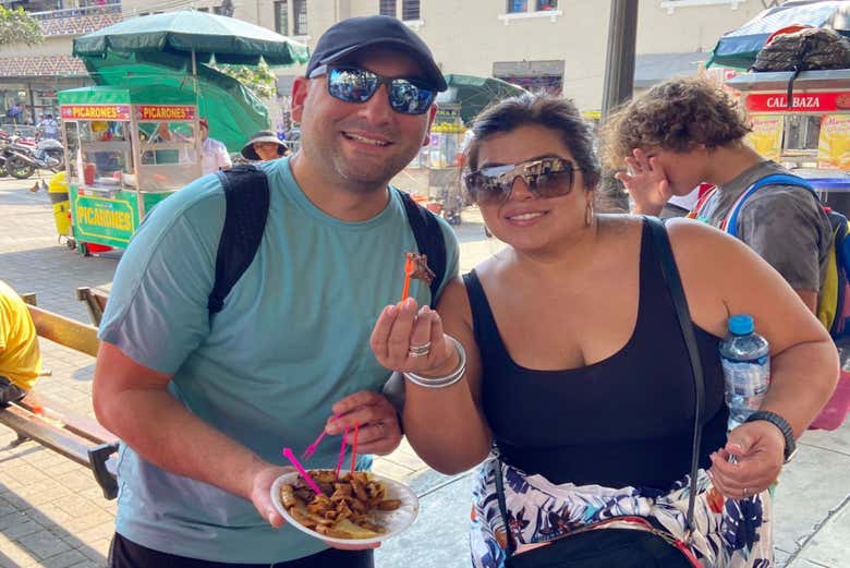 Disfrutando del tour de comida callejera