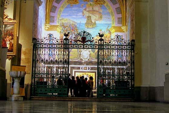 Tomb of Francisco Pizarro in the Cathedral of Lima
