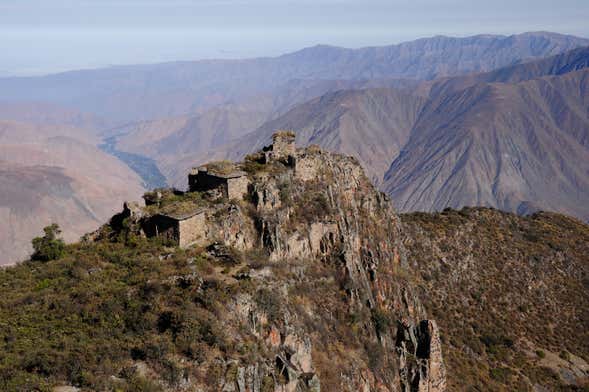 Ruta privada de trekking de 2 días por Rúpac