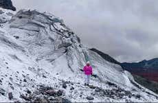 Trekking por el Nevado Rajuntay