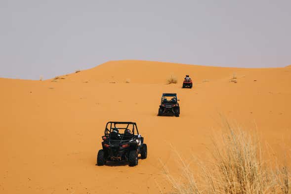 Buggy and Sandboarding in the Usaka Desert
