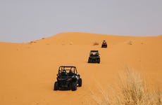 Tour en buggy y sandboarding en el desierto de Usaka