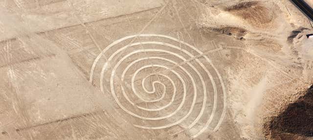 Voo de monomotor sobre as Linhas de Nazca