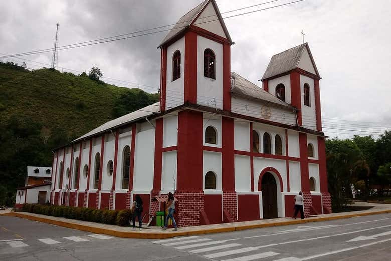 Iglesia de Pozuzo