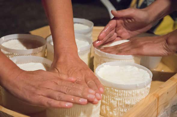 Taller de queso y yogur en Puerto Inca