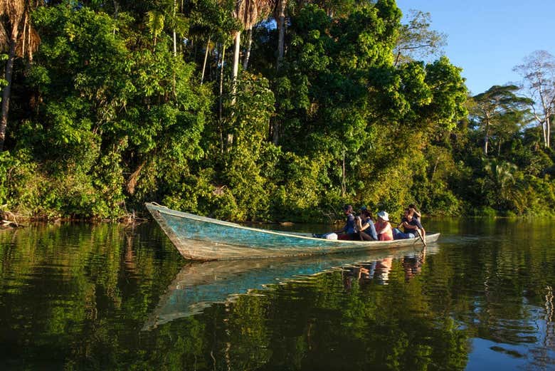 Naviguez sur le fleuve Madre de Dios  