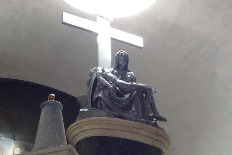 Réplica de la Piedad de Miguel Ángel