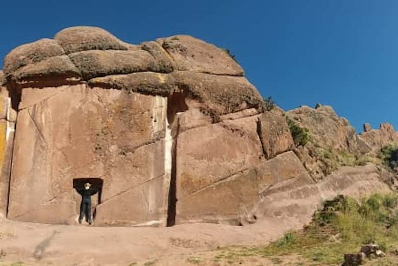 Disfrutando de la excursión a Aramu Muru