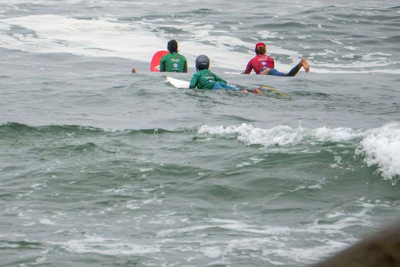 Clase de surf en Punta Negra