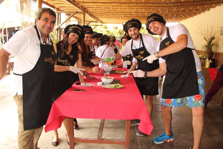 Cucinando piatti tipici peruviani