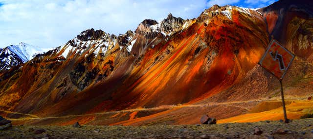 Excursão à montanha colorida e salar de Laguna Blanca